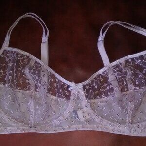 Donna L'oren Lace Unlined Bra size 40DD